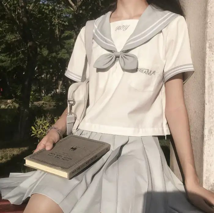 我爱莎拉简